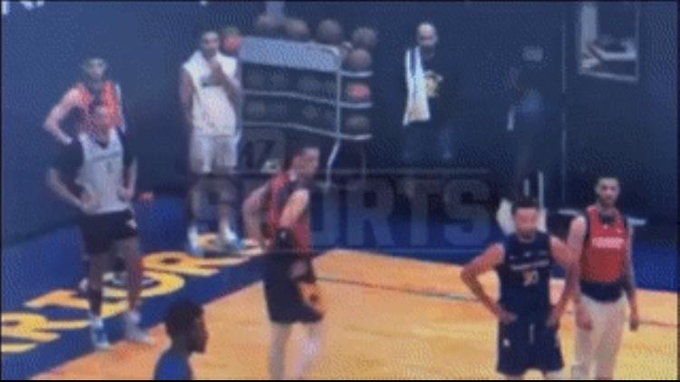 nba十大打架事件「NBA十大斗殴事件排名上斯图尔特嗜血追打詹姆斯上榜」