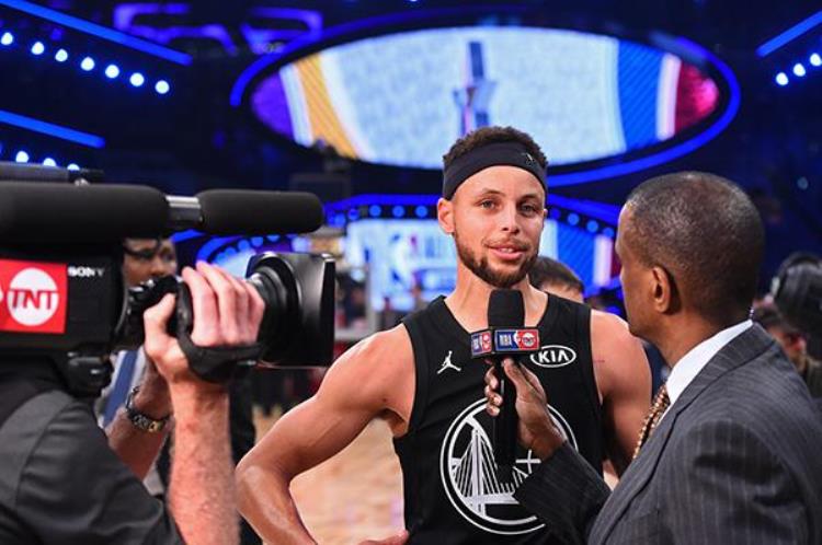 nba全明星赛:詹姆斯队大胜「NBA全明星终于真打了詹姆斯队战胜库里队詹皇获MVP」