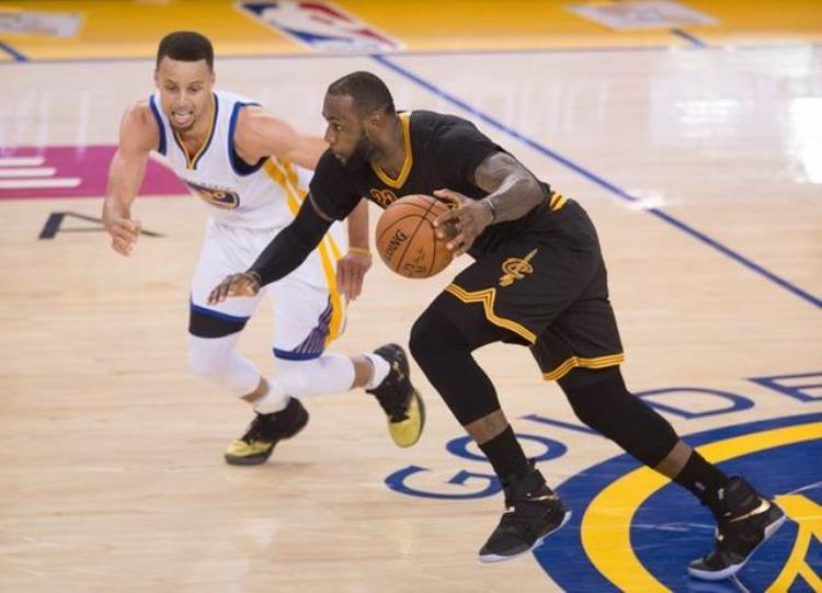 NBA西部决赛落幕勇士抢七击败火箭总决赛会师骑士附赛程