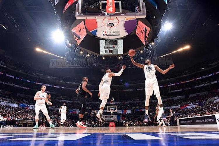 nba全明星赛:詹姆斯队大胜「NBA全明星终于真打了詹姆斯队战胜库里队詹皇获MVP」
