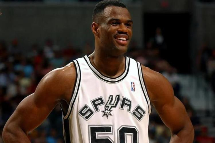 90年代nba平均得分「美媒列出了90年代总得分最多的10名球员乔丹放现在能拿多少分」