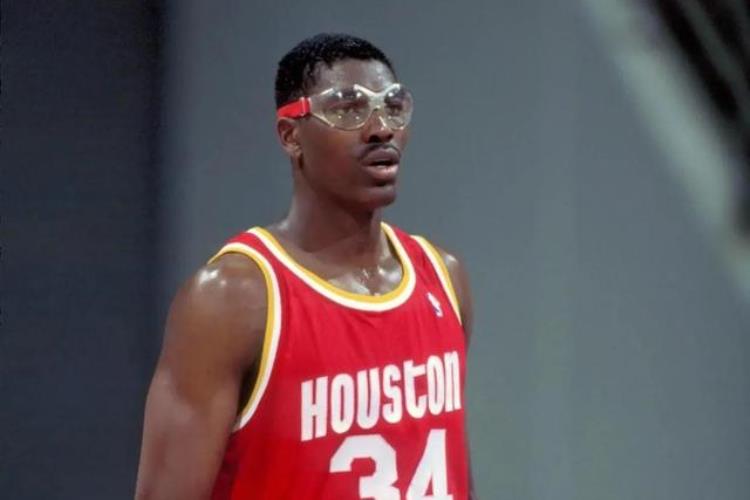 90年代nba平均得分「美媒列出了90年代总得分最多的10名球员乔丹放现在能拿多少分」