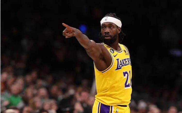 nba篮网主教练是谁「NBA疯狂一夜多人被裁多人签约鲍尔赛季报销篮网主教练续约」