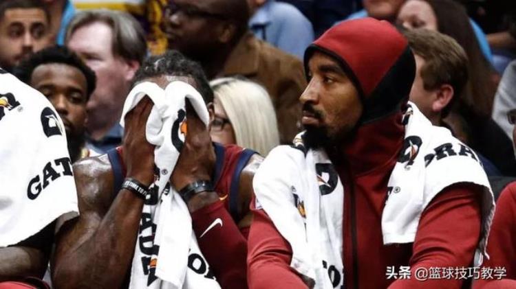 jr还在nba吗「合同太寒酸了JR拒绝和江苏队签约还在等NBA的召唤」