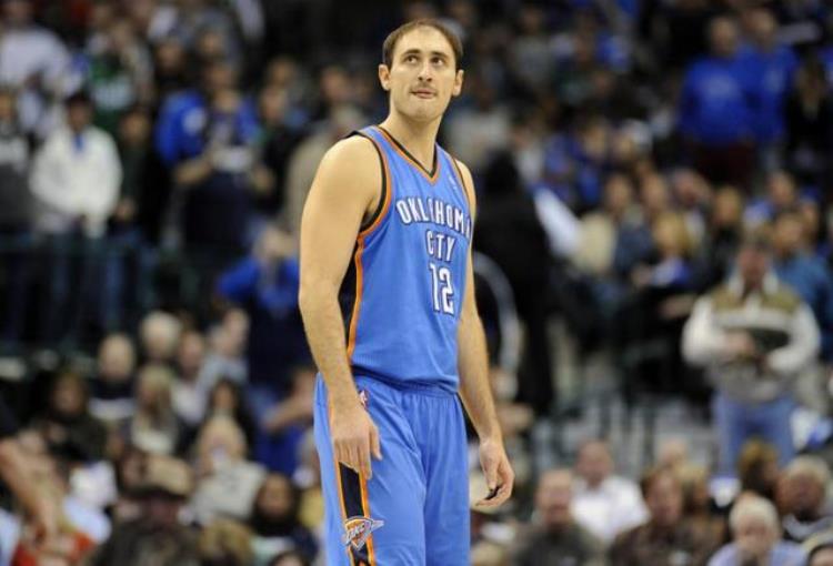 姚明是02年状元吗「重排NBA选秀之2002年姚明状元位置不保二轮秀完成超级逆袭」