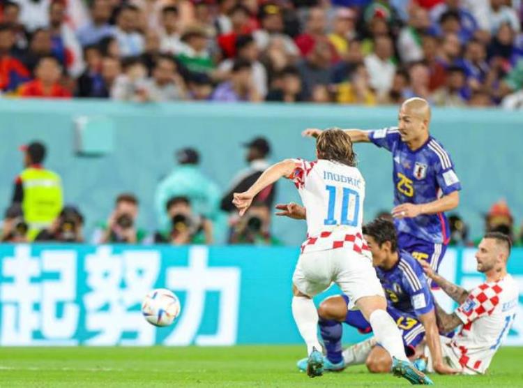 日本男足是亚洲第一吗「日本队是当之无愧的亚洲第一常年进入16强步入足球强国」