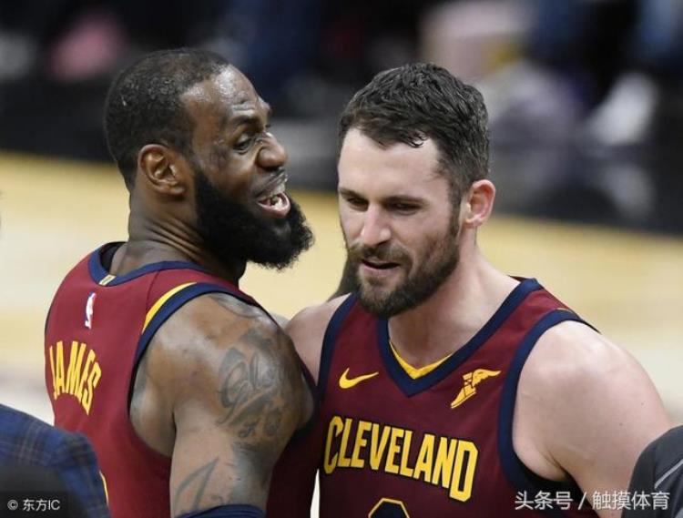 nba总决赛名场面「NBA总决赛海报刚出库里底下三全明星詹姆斯底下三神经」