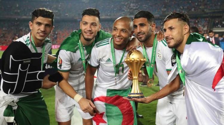 埃及足球运动员萨拉赫「埃及七夺冠萨拉赫出征非洲国家杯2021指南克洛普批评」