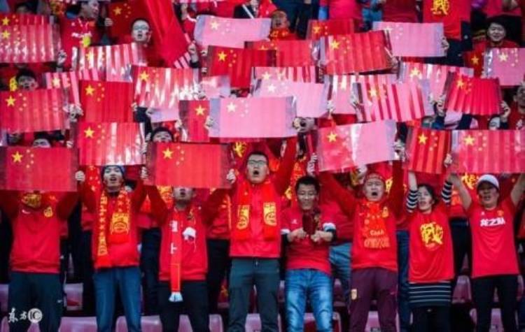 外媒评价中国男足「外国网友是如何看待中国男足的最后一个越南人的回答亮了」