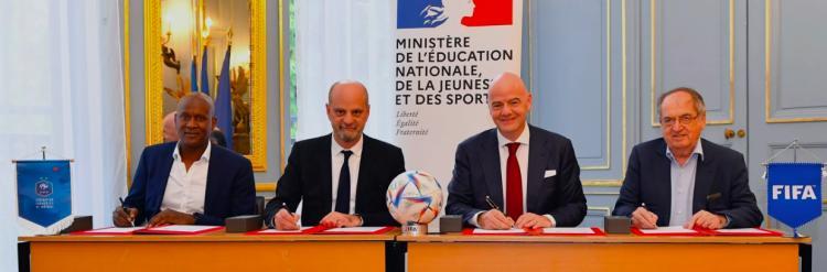 中国足协学习下国际足联推行校园足球为何首选法国