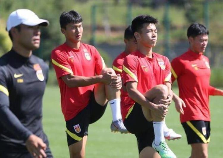 国足新希望「新希望U20亚洲杯中国队大名单出炉7名新疆国脚创新高」