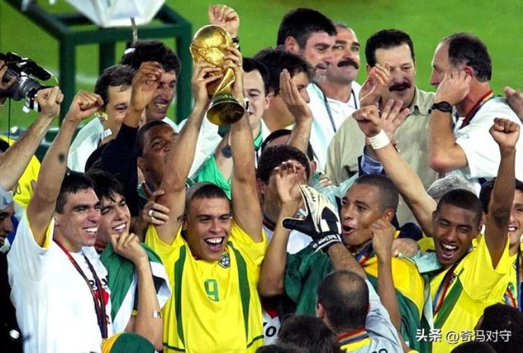 巴西足球历史最强11人此阵容世界杯能够横扫对手吗