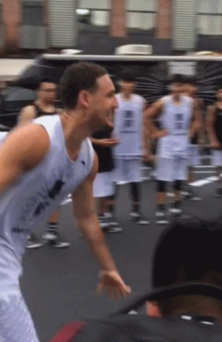 盘点NBA球星在中国行之中的尴尬瞬间