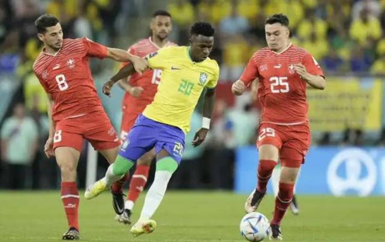 巴西vs瑞士「拒绝默契球贡献精彩大战巴西瑞士携手出线」