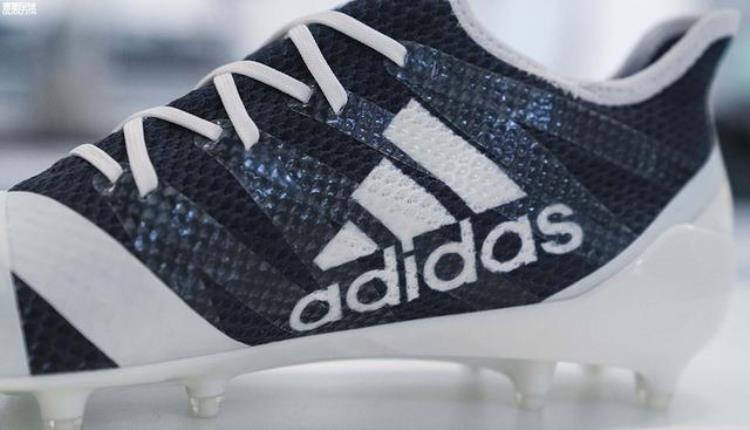 阿迪达斯足球鞋mi「阿迪达斯推出数字化设计的AM4MNNFL足球鞋」