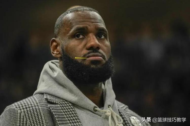 nba2k22球员能力值「NBA2K22更新能力值杜兰特库里并列联盟第一太不尊重乔治了」