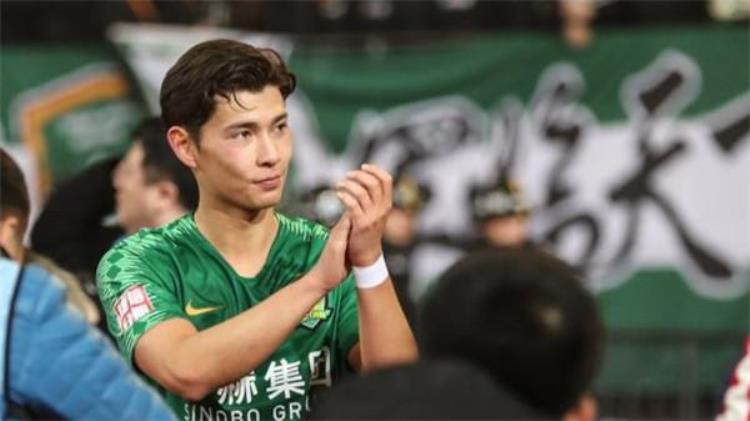 一个外国人怎样才能代表中国踢世界杯「一个外国人怎样才能代表中国踢世界杯」