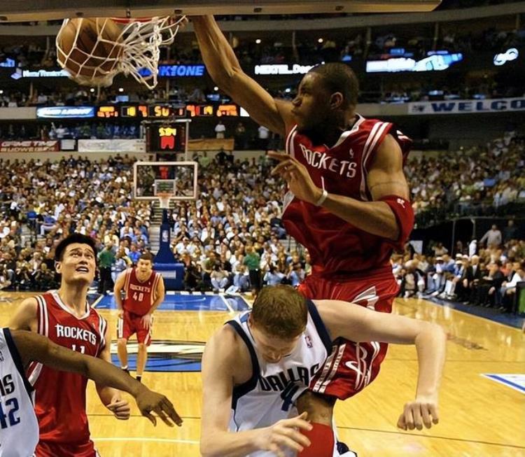 0比3落后翻盘「NBA零比三落后情况下有人完成过逆转吗拖入抢七的几率有多大」