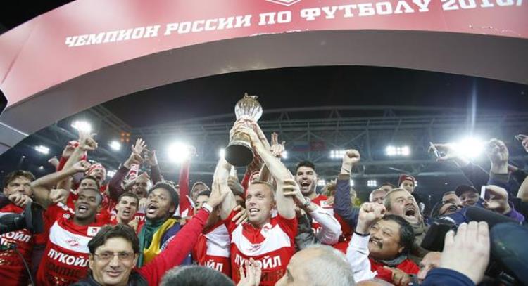 俄罗斯在五大联赛踢球的球员「探秘俄罗斯足球第1期五大联赛之外的最强王者」