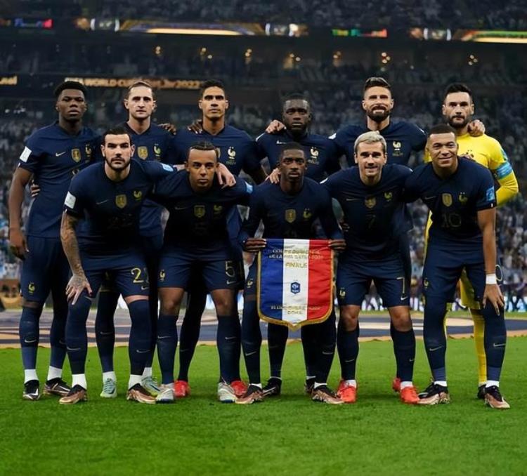 巴西国家队足球排名「巴西第一FIFA官方国家队排名葡萄牙第九德国下滑至14名」