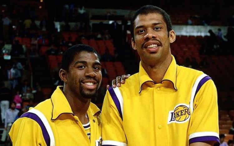 nba历史季后赛胜场排名「NBA历史前十巨星季后赛都碰到过几支60胜球队胜负情况又如何」
