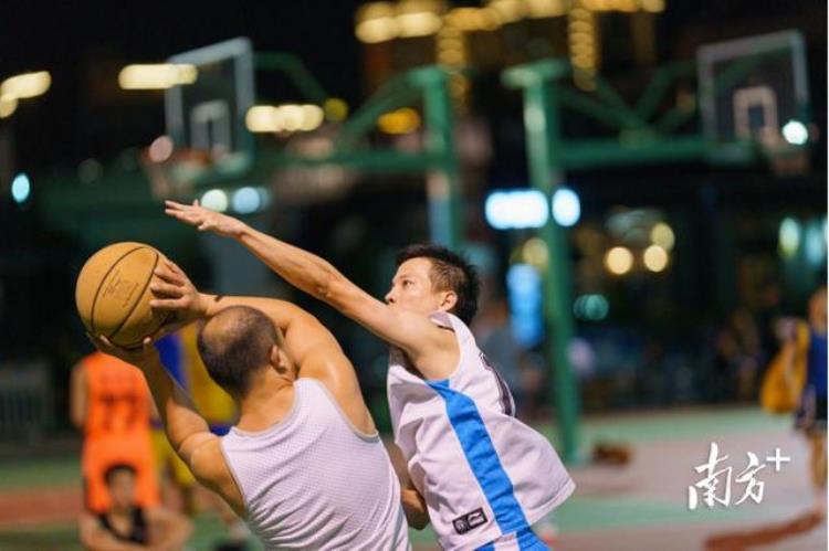 东莞篮球冠军「南方观察|篮球国手来自东莞镇街」