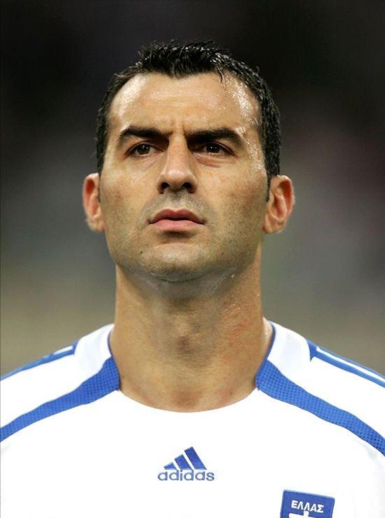希腊足球球员「女神的圣斗士希腊足球历史最佳阵容神话的缔造者」