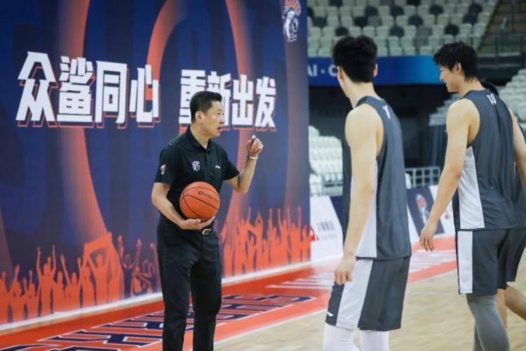 上海男篮名单「太壕上海男篮主场曝光NBA级别容纳18000观众值得球迷期待」
