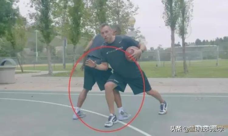 为什么你的运球总是过不了人「为什么你的运球突破过不了人」