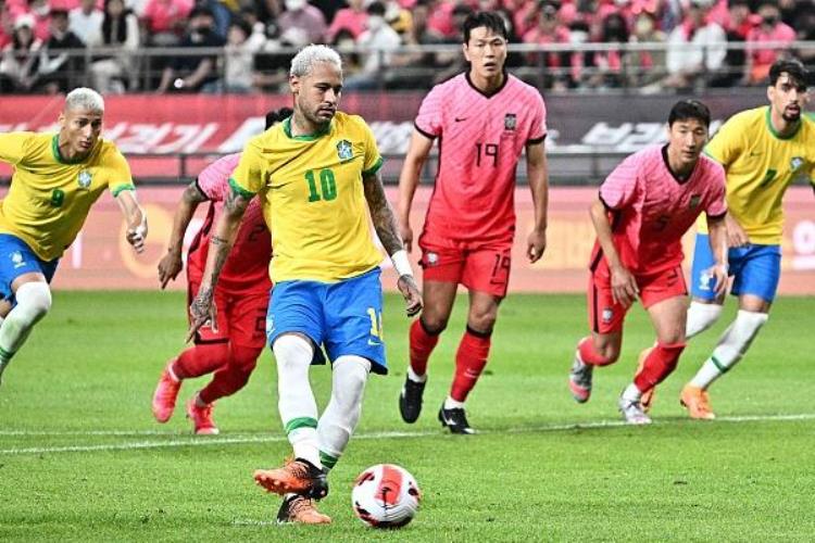 巴西对韩国热身赛「状况不断的巴西队热身赛大胜韩国队」