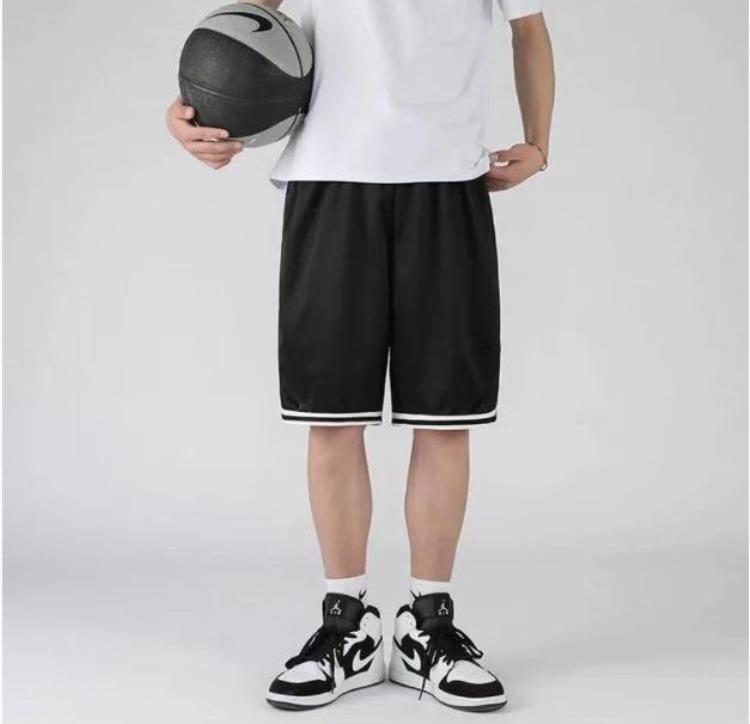 篮球明星都在穿的速干套装只要79元就能买到无论出行或运动它都是你的不二之选