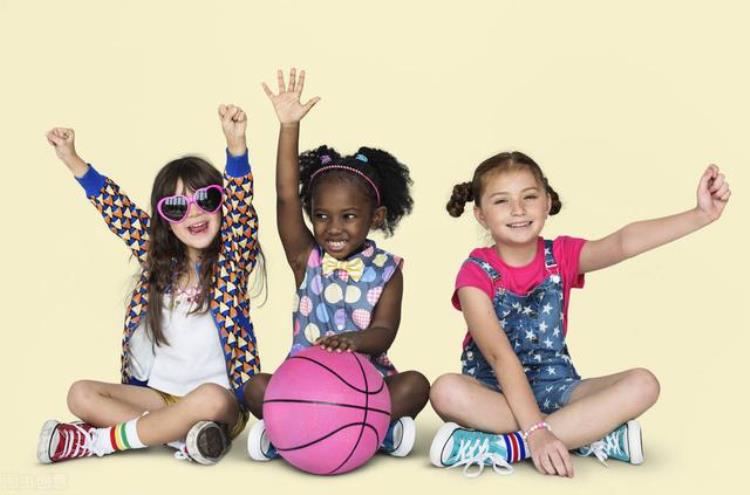 小篮球对幼儿的发展「幼儿小篮球活动让幼儿身心素质全面发展」