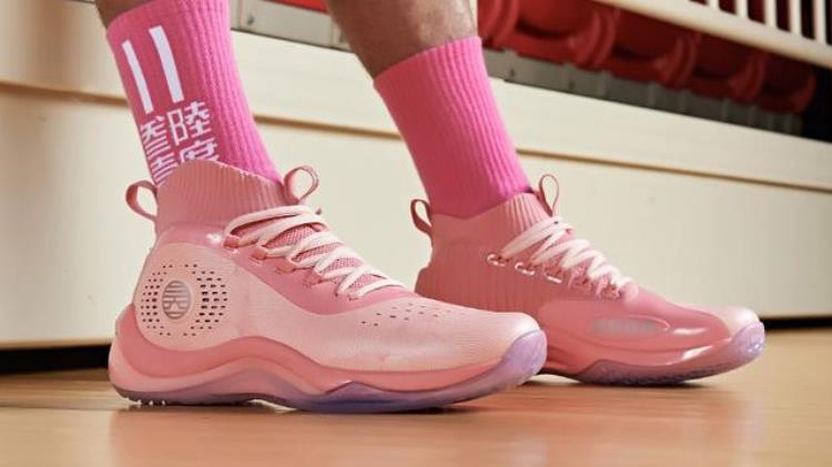 适合女生的篮球实战鞋「颜值与实力并存|超心动的女生实战篮球鞋推荐」