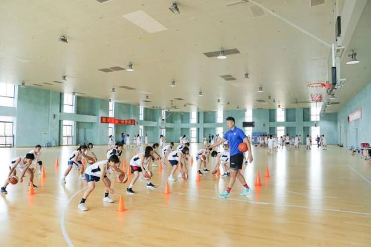 2020广州市中学生篮球「2022年广州市中学生篮球训练营顺利结营」