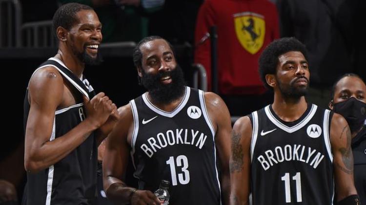 篮网翻盘太阳「NBA变天史上最烂三巨头时代终结太阳大赢家篮网创造历史」