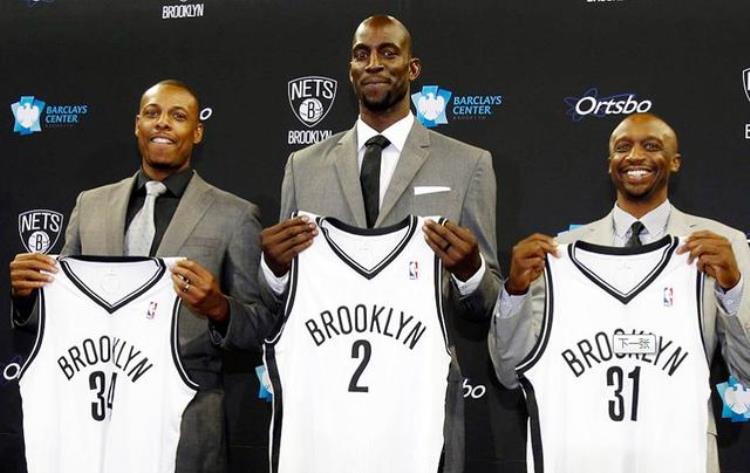 nba有哪些团队「NBA哪些球队组建过非常不合理的超级阵容开拓者尼克斯位列其中」