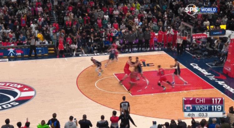 阿赞nba「年度盘点十大绝杀阿赞背靠背压哨库里绝杀火箭塔图姆绝杀篮网」