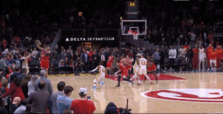 阿赞nba「年度盘点十大绝杀阿赞背靠背压哨库里绝杀火箭塔图姆绝杀篮网」