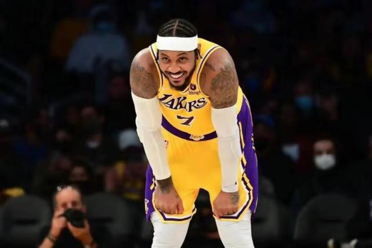 nba历届探花排名「NBA历史10大探花现役3人上榜乔丹第一10人共23次得分王20冠」