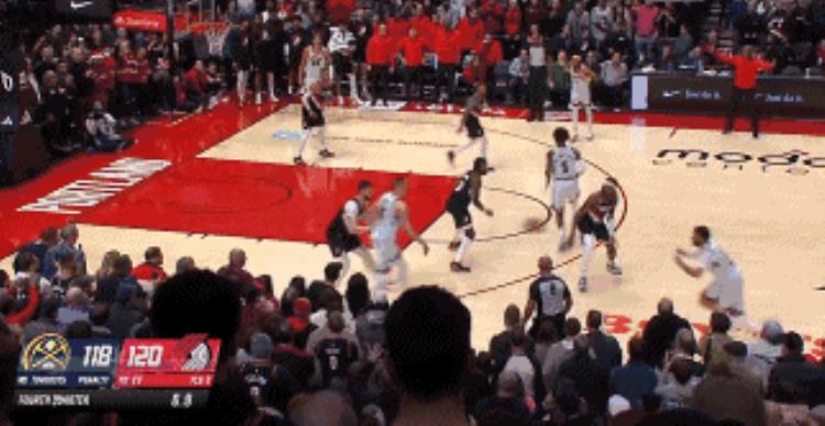 阿赞nba「年度盘点十大绝杀阿赞背靠背压哨库里绝杀火箭塔图姆绝杀篮网」