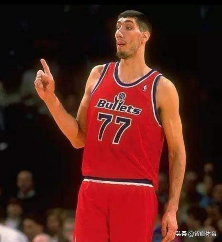 nba历史五大巨星「盘点NBA历史上五大小个球员与五大巨人球员」
