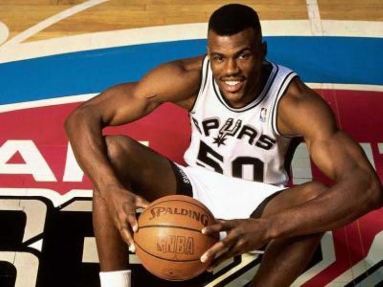 nba最强壮的球员排名「对抗能力爆表盘点NBA最强壮的十大球星詹姆斯仅排第九」