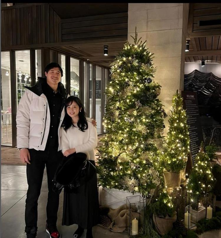 渡边雄太十佳球「懂球帝必知NBA球星最美娇妻系列一渡边雄太女朋友久慈晓子」
