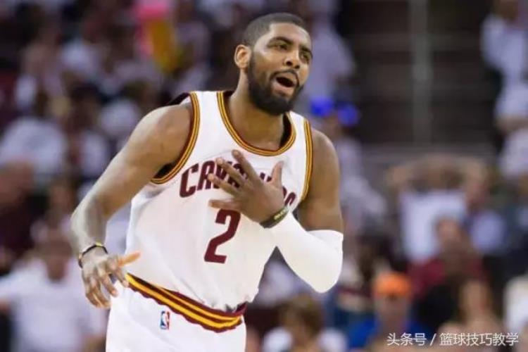 篮球如何练好控球「NBA训练师教你如何让篮球手感瞬间提升的控球训练抓紧学学」