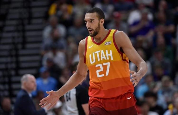 nba现役臂展排名「NBA现役5大长臂怪才第一巨人2米49封神杜兰特2米28竟落榜」