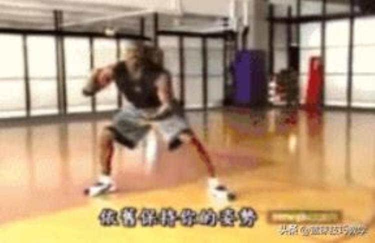 乔丹防守姿势「篮球防守教学跟着乔丹学习防守脚步」