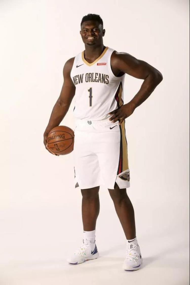 nba状元锡安年薪「NBA新科状元Zion译为锡安圣经翻译对中文的影响」