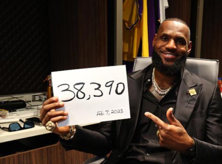 除了詹姆斯还有哪些nba各项纪录保持者「除了詹姆斯还有哪些NBA各项纪录保持者」
