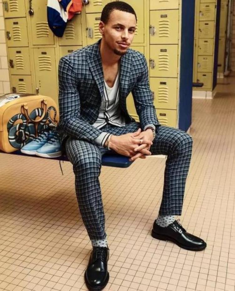 nba球员穿西服「NBA球星穿上西装都啥样杜兰特气质感人甜瓜穿成黑帮大佬」