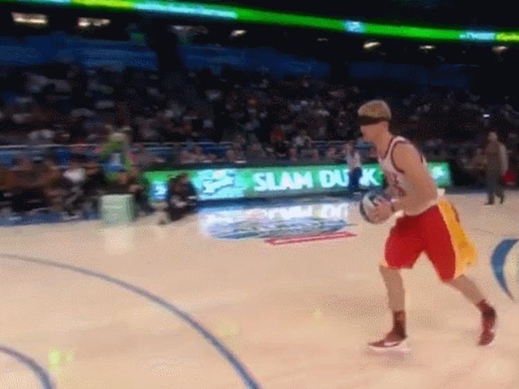 cba白人扣将「白人也能飞盘点NBA扣篮大赛上的白人们」